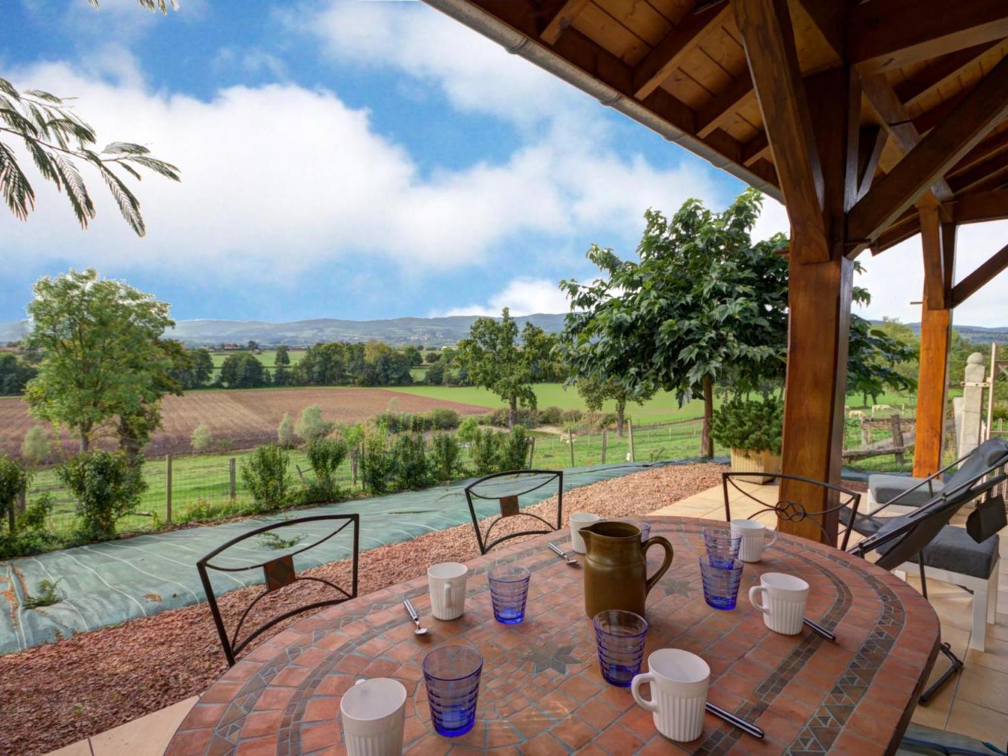 Gite Cosy Avec Poele, Terrasse Et Jardin Prive A Saint-Forgeux-Lespinasse - Fr-1-496-37 Екстериор снимка
