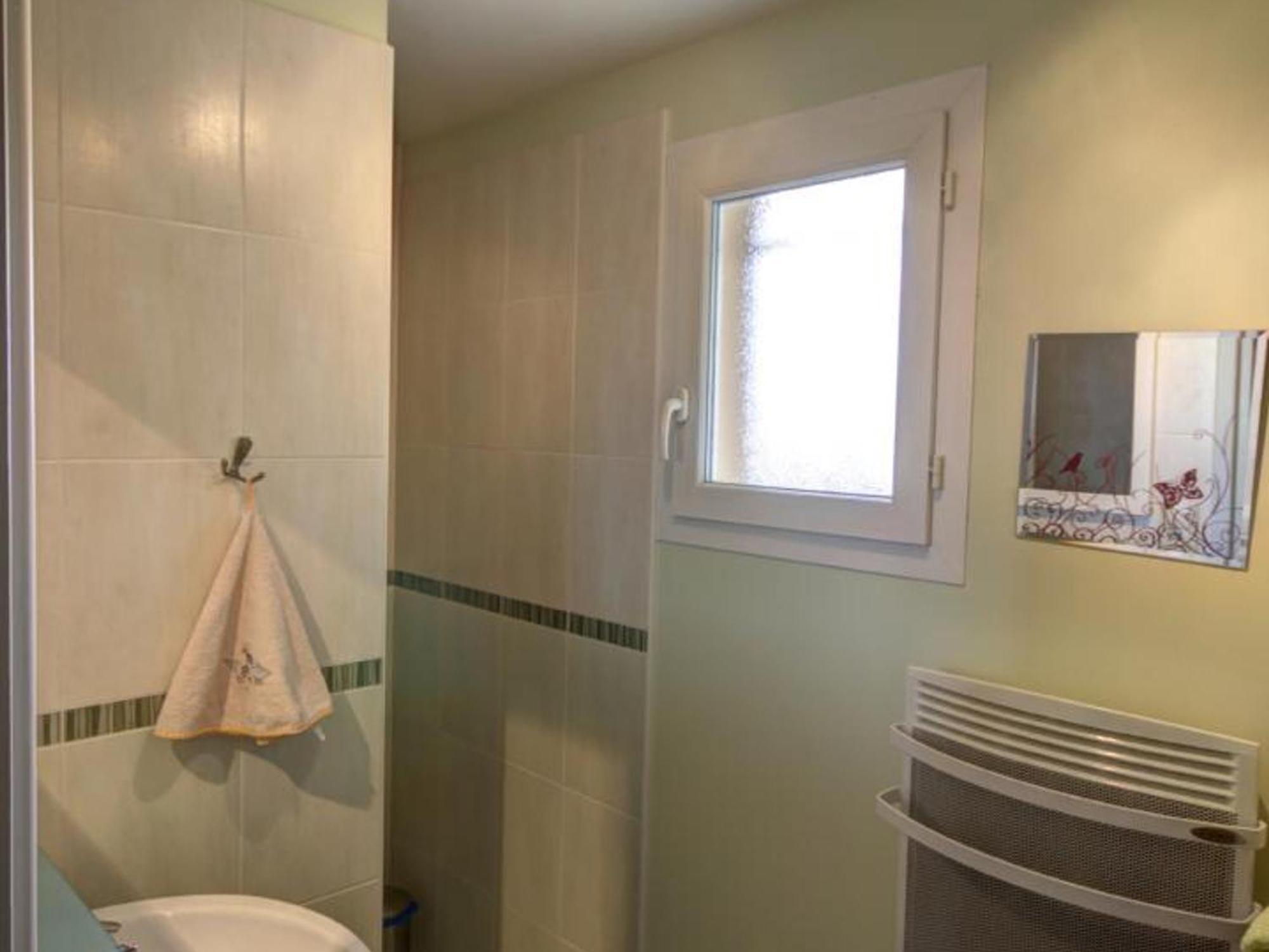 Gite Cosy Avec Poele, Terrasse Et Jardin Prive A Saint-Forgeux-Lespinasse - Fr-1-496-37 Екстериор снимка