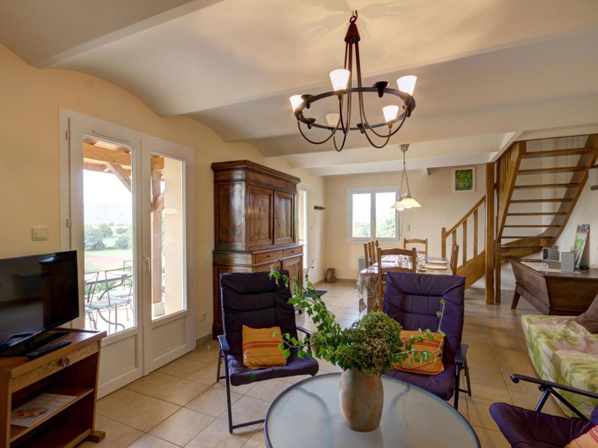 Gite Cosy Avec Poele, Terrasse Et Jardin Prive A Saint-Forgeux-Lespinasse - Fr-1-496-37 Екстериор снимка